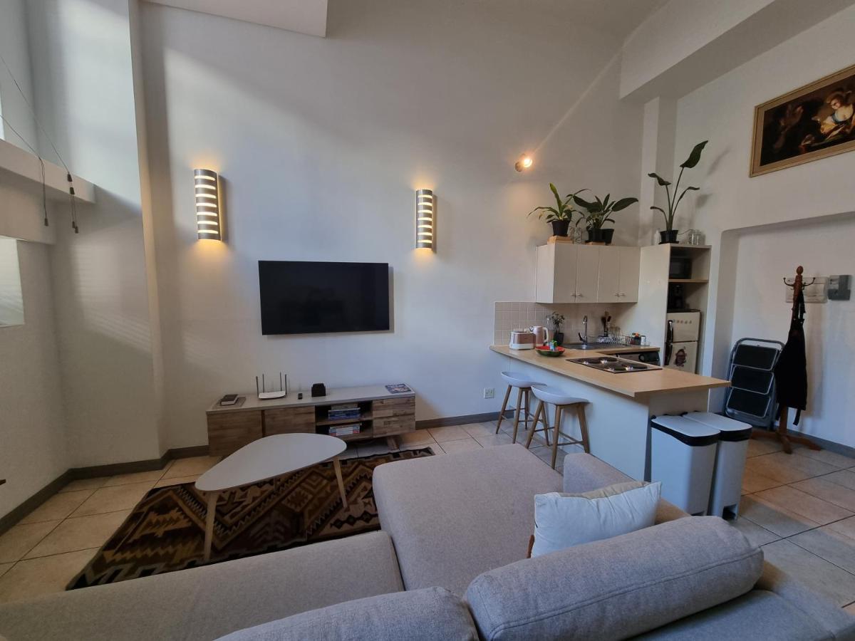 Mutual Heights M15 By Ctha Apartment