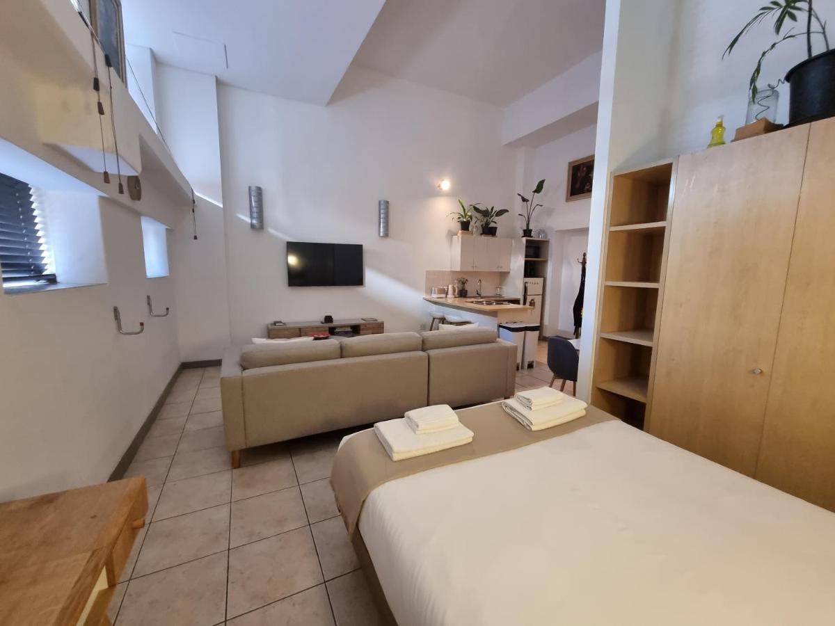 Apartment Mutual Heights M15 By Ctha Cape Town
